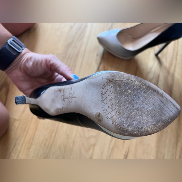 Jessica Simpson ombré black and white platform pointed heels - Picture 15 of 16